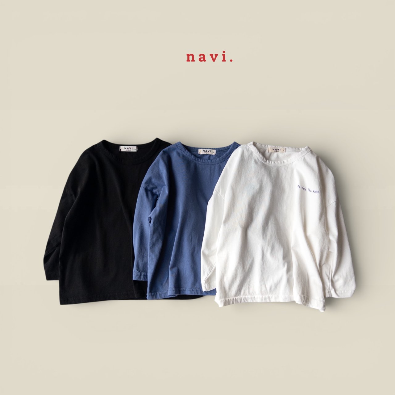 나비-모아티셔츠