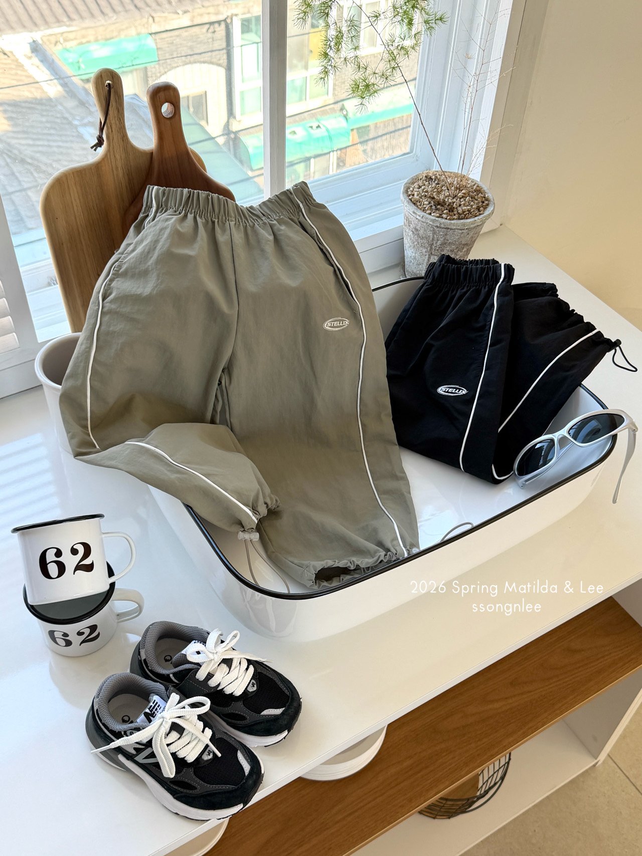 마틸다앤리-스트링트랙팬츠